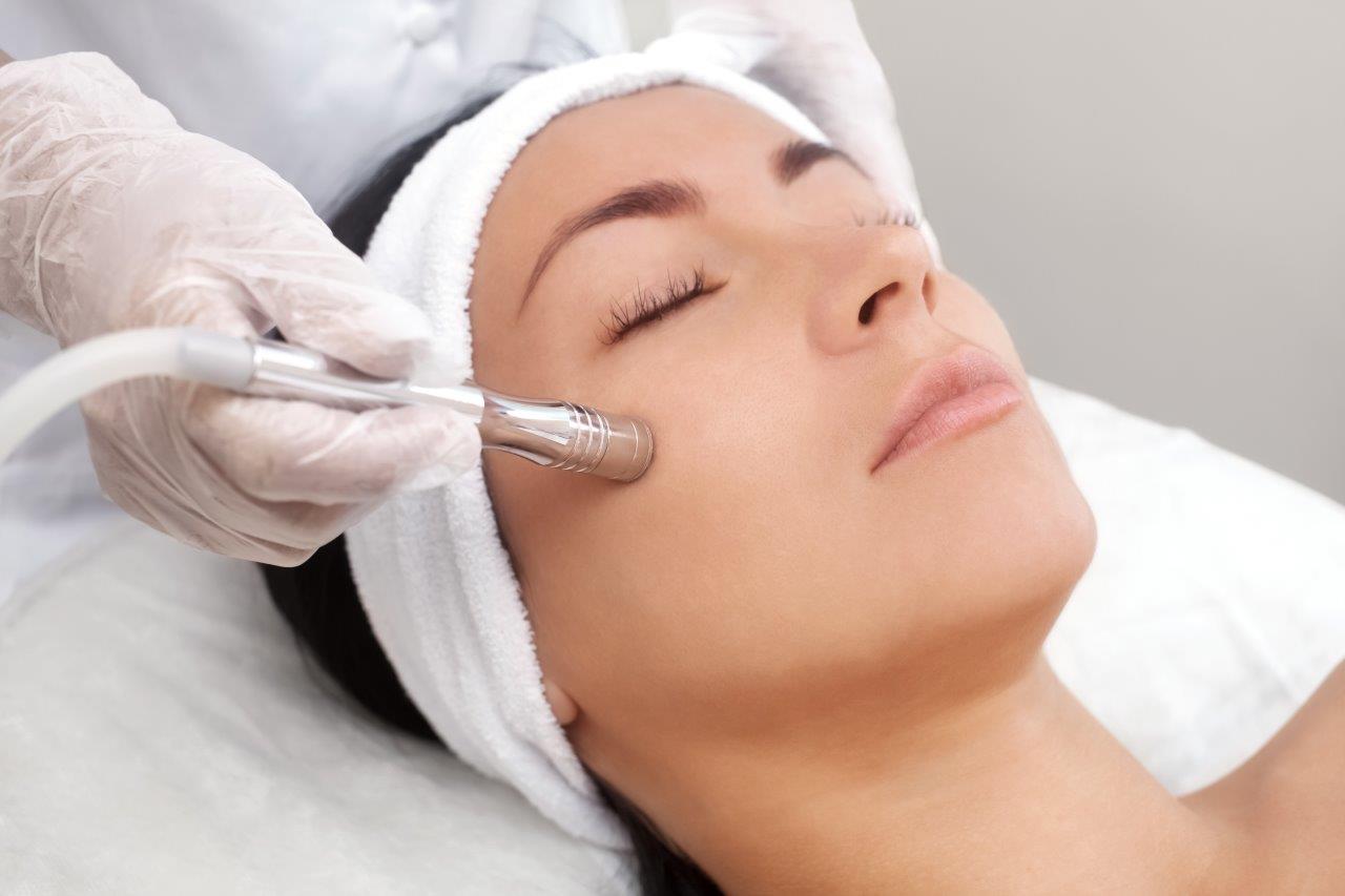 You are currently viewing Microdermabrasion-Behandlung
